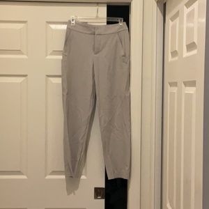 Athlete stellar straight crop pant size 4